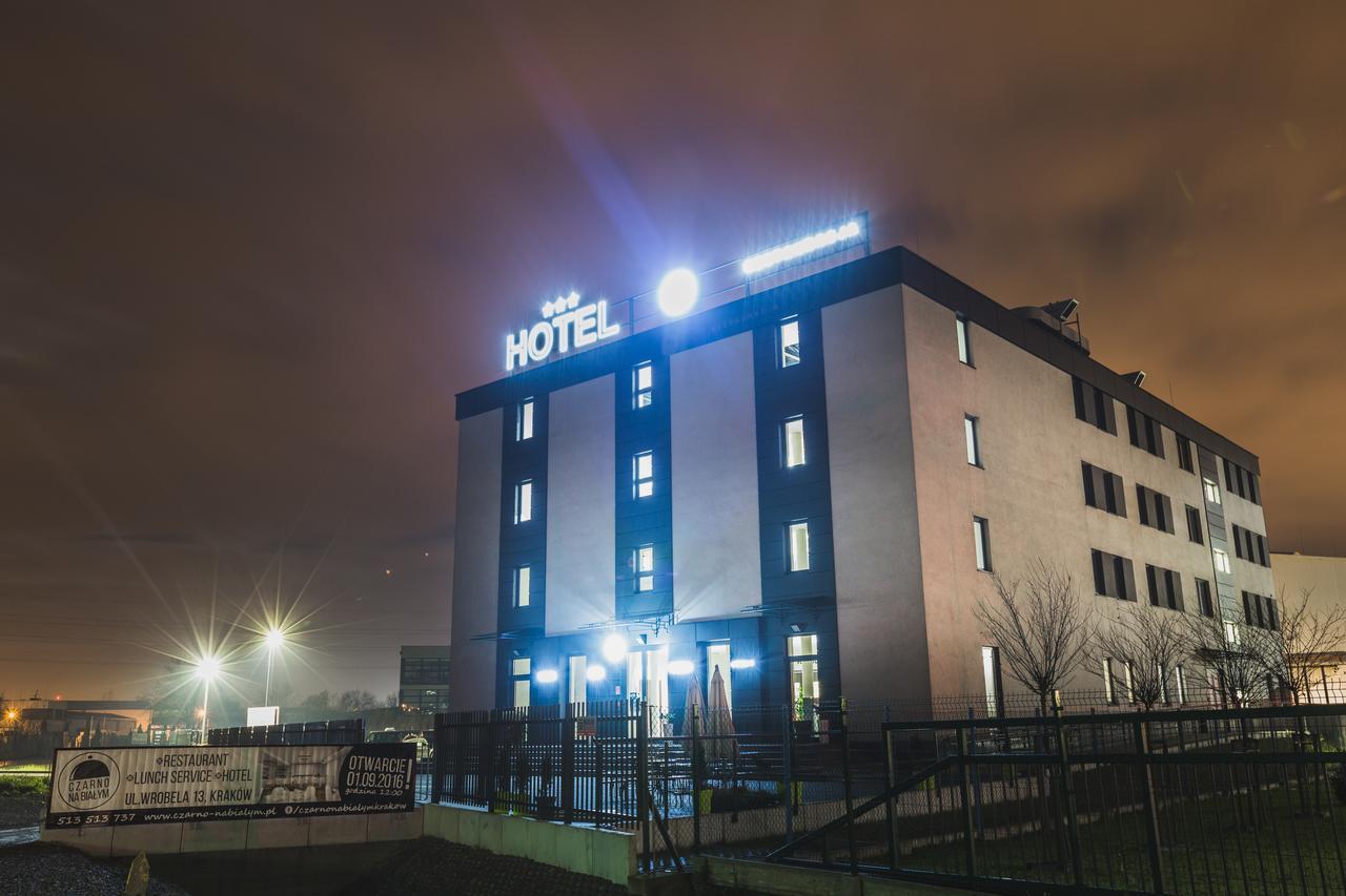 Czarno Na Bialym Hotel - Krakow — Zdjęcia 1
